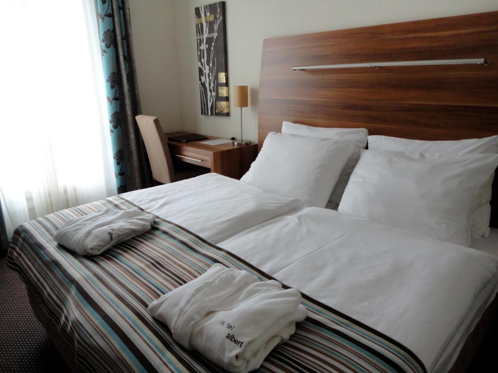 Albert Premier Hotel Bagnoles-de-l'Orne Phòng bức ảnh